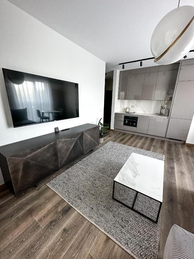 Apartament Vip Wola Warsaw Ngoại thất bức ảnh